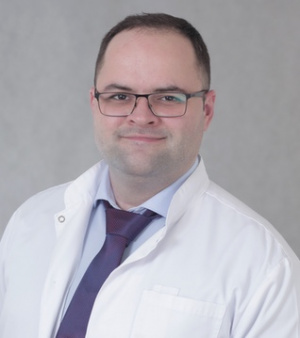 Трищенков Сергей Юрьевич  Врач-онколог