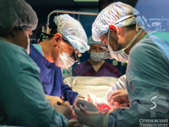 Кардиохирурги Сеченовского университета выполнили редкую операцию по пересадке брюшной аорты
