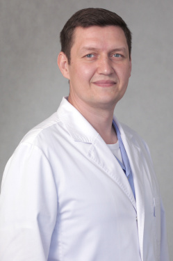 Бархатов Сергей Иванович Врач-хирург, колопроктолог, онколог, к.м.н., доцент 