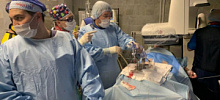 Специалистами Научно-практического центра интервенционной кардиоангиологии  была проведена уникальная малоинвазивная операция - Клипирование митрального клапана.